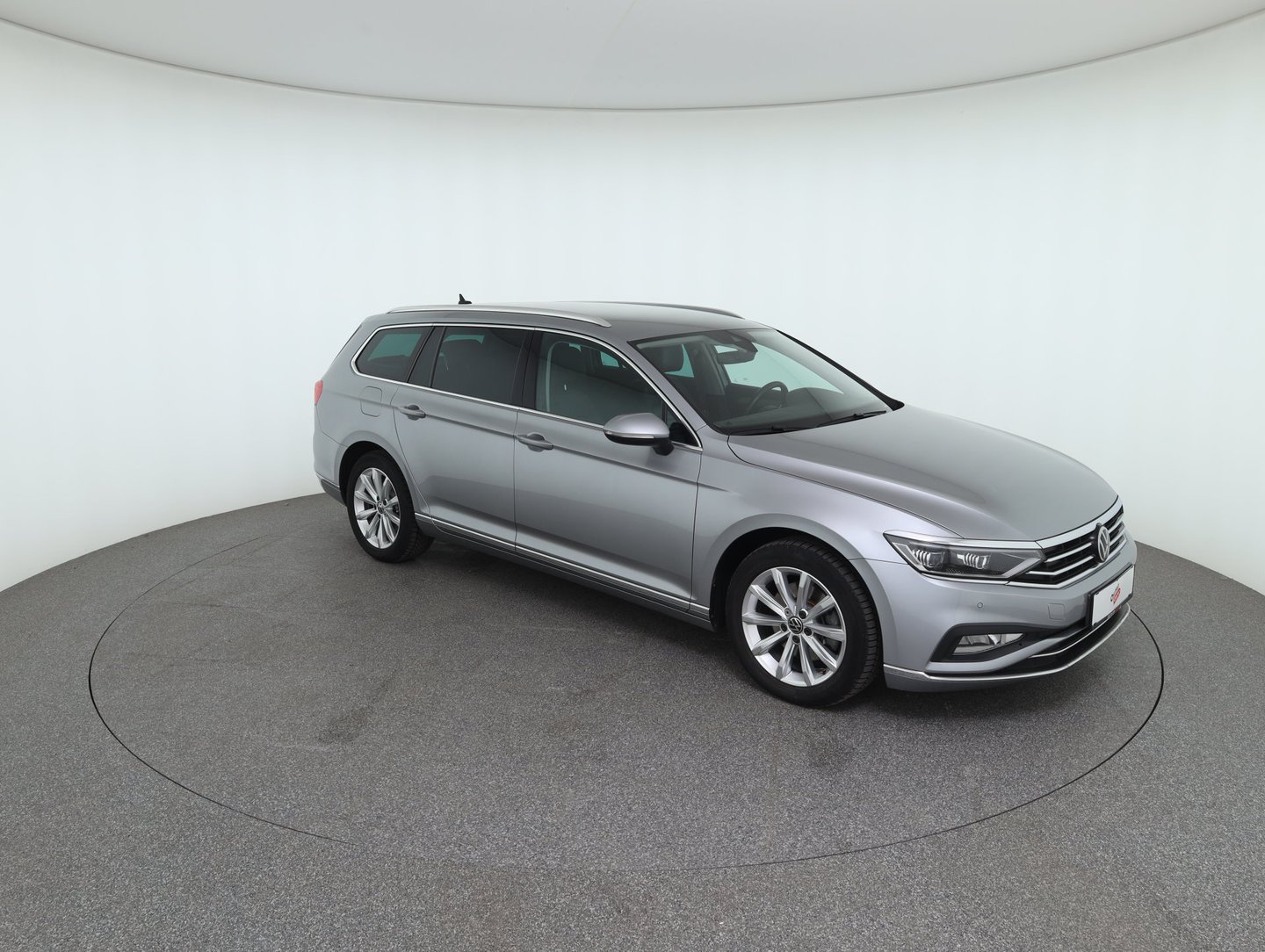 VW Passat Variant Elegance TDI DSG | Bild 3 von 31