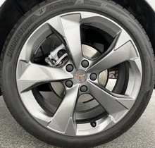 Thumbnail-Foto von Fahrzeug