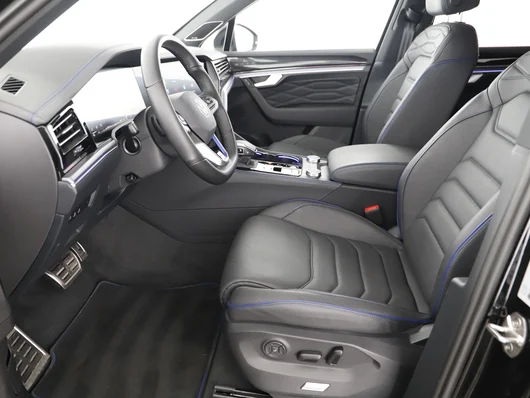 Bild eines VW Touareg R eHybrid TSI 4MOTION