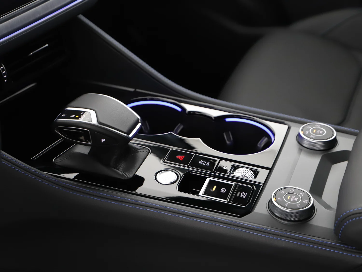 Bild eines VW Touareg R eHybrid TSI 4MOTION