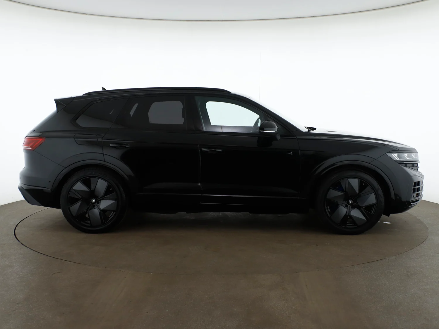 Bild eines VW Touareg R eHybrid TSI 4MOTION