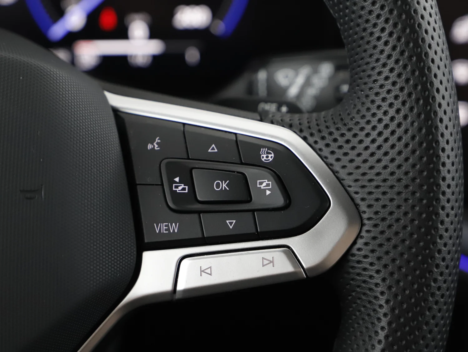 Bild eines VW Touareg R eHybrid TSI 4MOTION