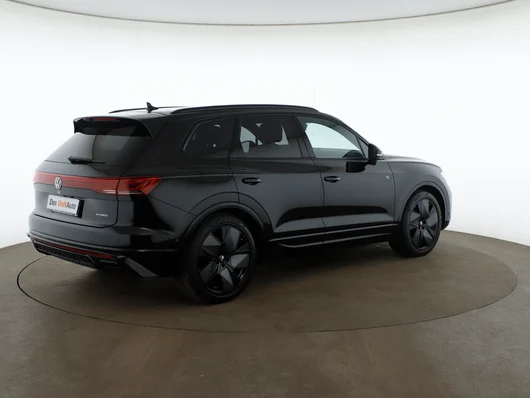 Bild eines VW Touareg R eHybrid TSI 4MOTION