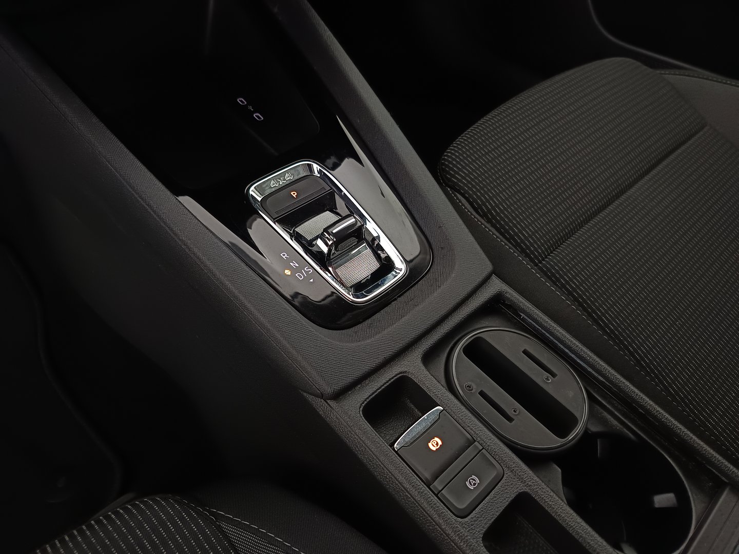 Škoda OCTAVIA Combi 4x4 Ambition TDI DSG | Bild 25 von 29