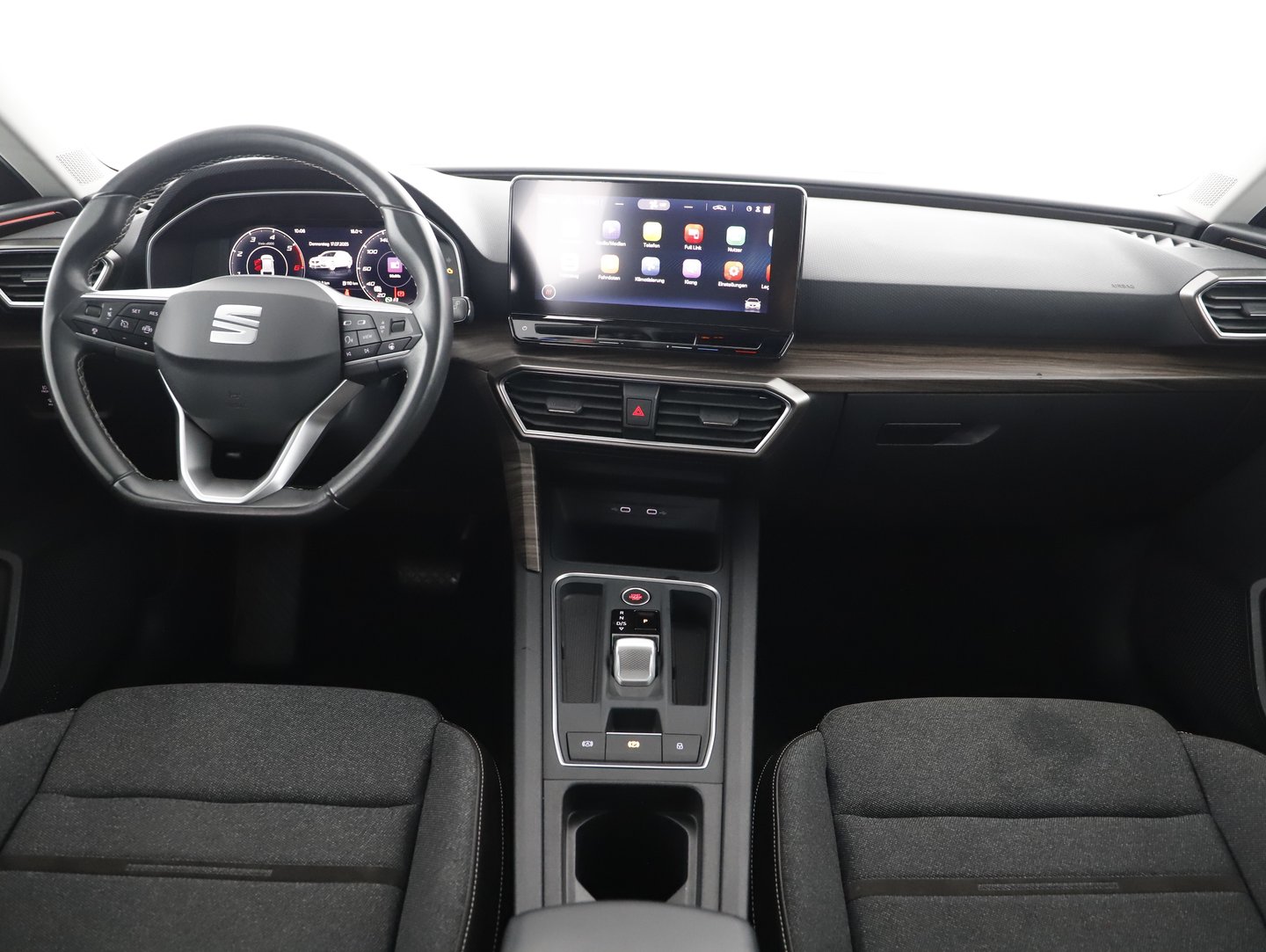 SEAT Leon SP Kombi Xcellence 2.0 TDI DSG | Bild 6 von 22