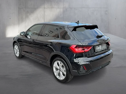 Bild eines Audi A1 allstreet 30 TFSI intense