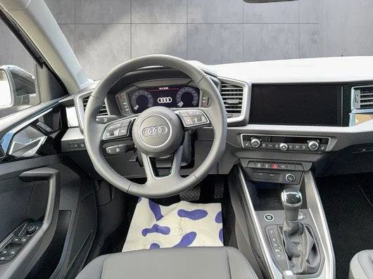 Bild eines Audi A1 allstreet 30 TFSI intense