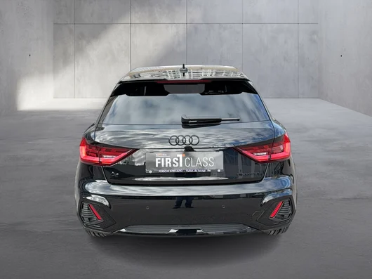 Bild eines Audi A1 allstreet 30 TFSI intense