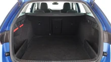 Škoda Octavia Combi Ambition in race-blau-metallic