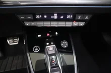 Audi Q4 Sportback e-tron 50 e-tron quattro in Mythosschwarz met.