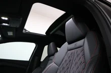Audi Q4 Sportback e-tron 50 e-tron quattro in Mythosschwarz met.