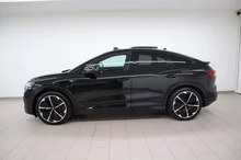 Audi Q4 Sportback e-tron 50 e-tron quattro in Mythosschwarz met.