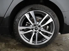 Audi A6 Avant 35 TDI Design in MYTHOSSCHWARZ METALLIC