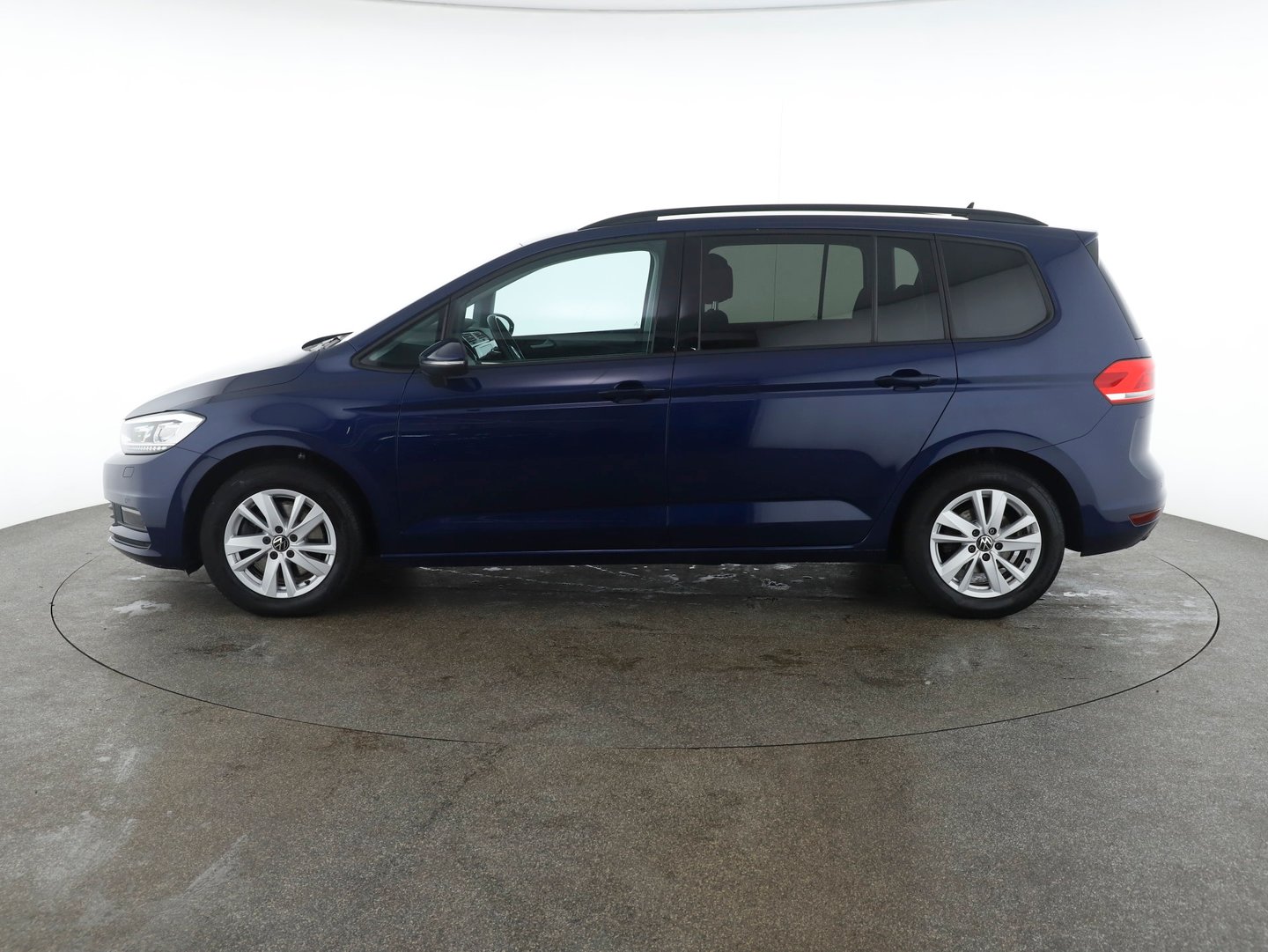 VW Touran Comfortline TDI SCR DSG 5-Sitzer | Bild 8 von 29
