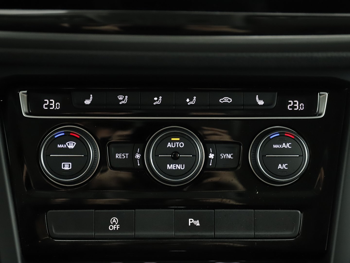 VW Touran Comfortline TDI SCR DSG 5-Sitzer | Bild 22 von 29