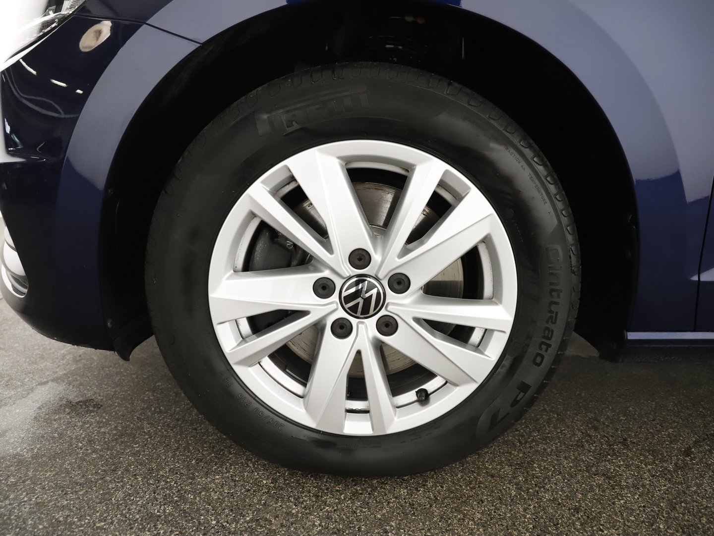 VW Touran Comfortline TDI SCR DSG 5-Sitzer | Bild 9 von 29