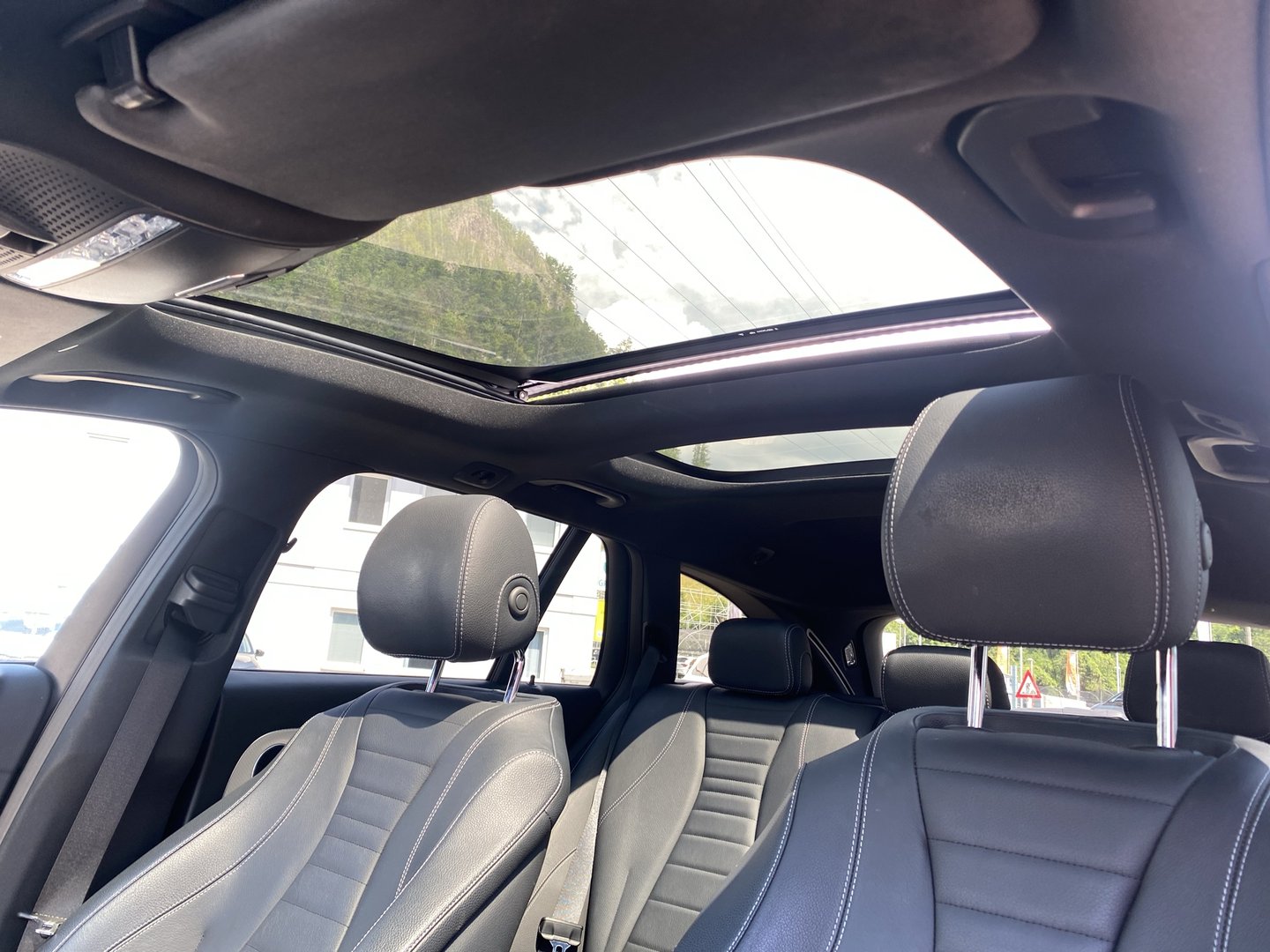 Mercedes E 200 d T Aut. | Bild 13 von 30