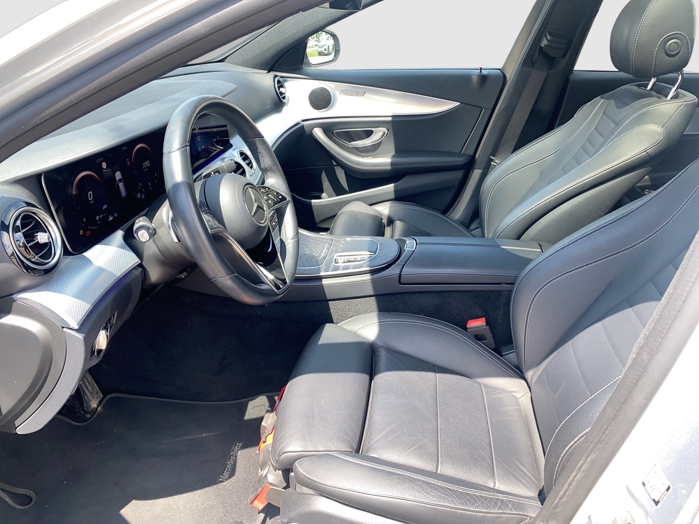 Mercedes E 200 d T Aut. | Bild 8 von 30