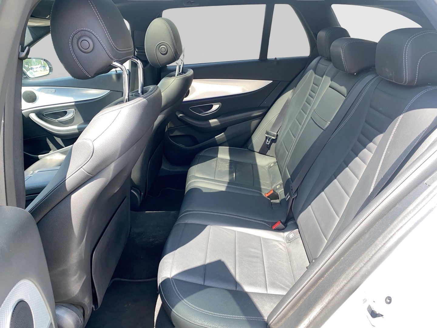 Mercedes E 200 d T Aut. | Bild 11 von 30