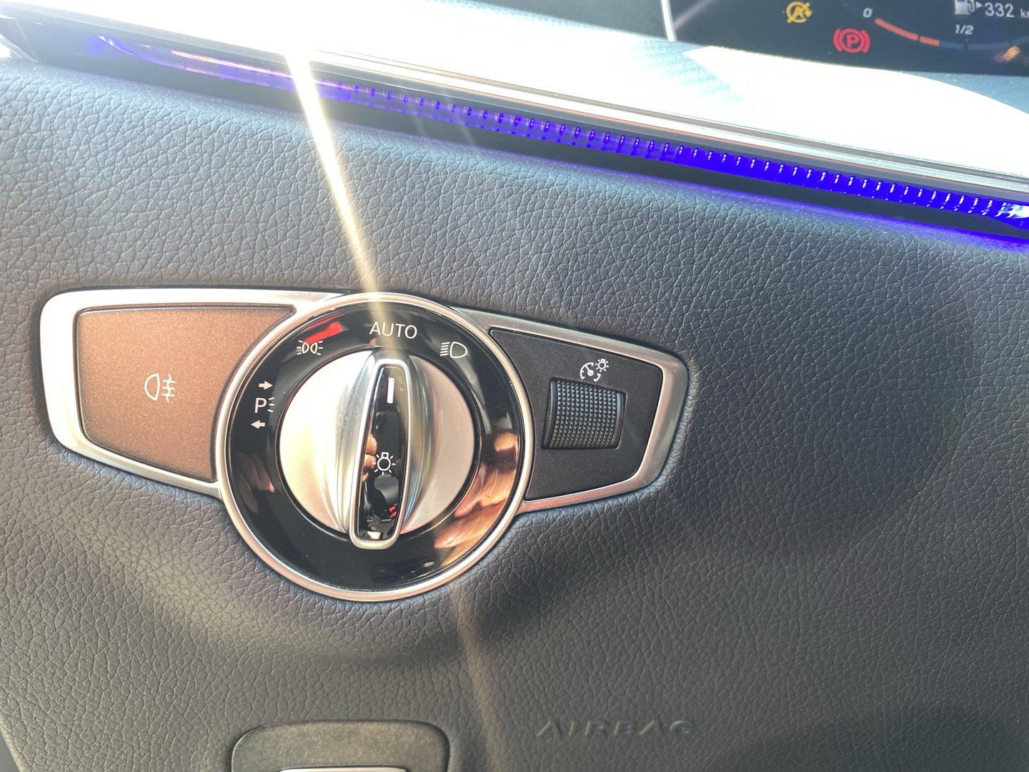 Mercedes E 200 d T Aut. | Bild 28 von 30