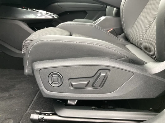 Bild eines Audi Q4 45 e-tron quattro