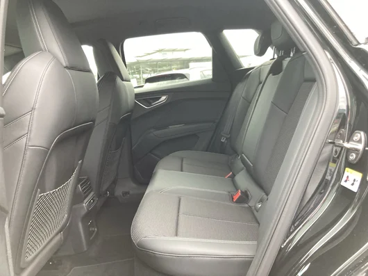 Bild eines Audi Q4 45 e-tron quattro