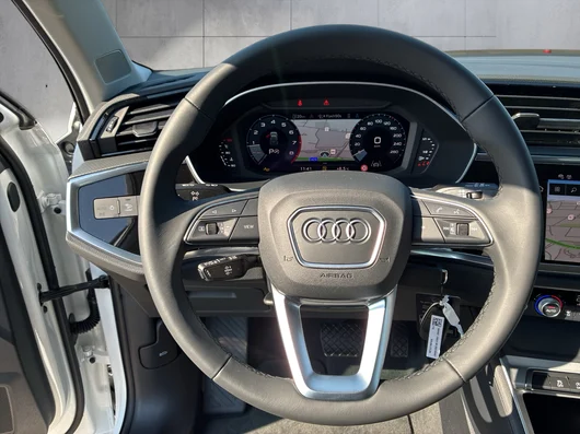 Bild eines Audi Q3 35 TFSI intense