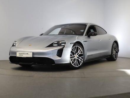 Porsche Taycan Turbo