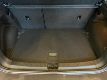 VW T-Cross Life TSI in 5W Rauchgrau Metallic