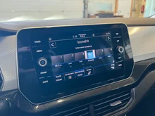 VW T-Cross Life TSI in 5W Rauchgrau Metallic