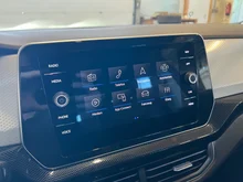 VW T-Cross Life TSI in 5W Rauchgrau Metallic
