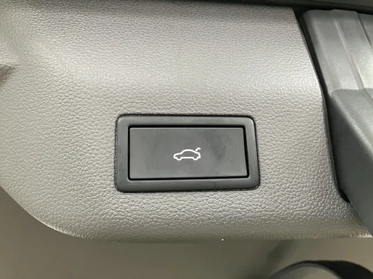 Bild eines VW Multivan Style ÜH eHybrid 180 kW 4MOTION