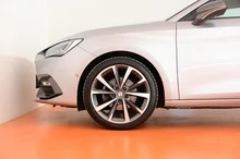 Thumbnail-Foto von Fahrzeug