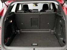 Peugeot 3008 1,5 BlueHDi 130 S&S 6-Gang Active in dunkelrot - metallic