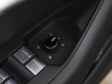 Audi A6 Avant 40 TDI quattro Sport in MYTHOSSCHWARZ METALLIC