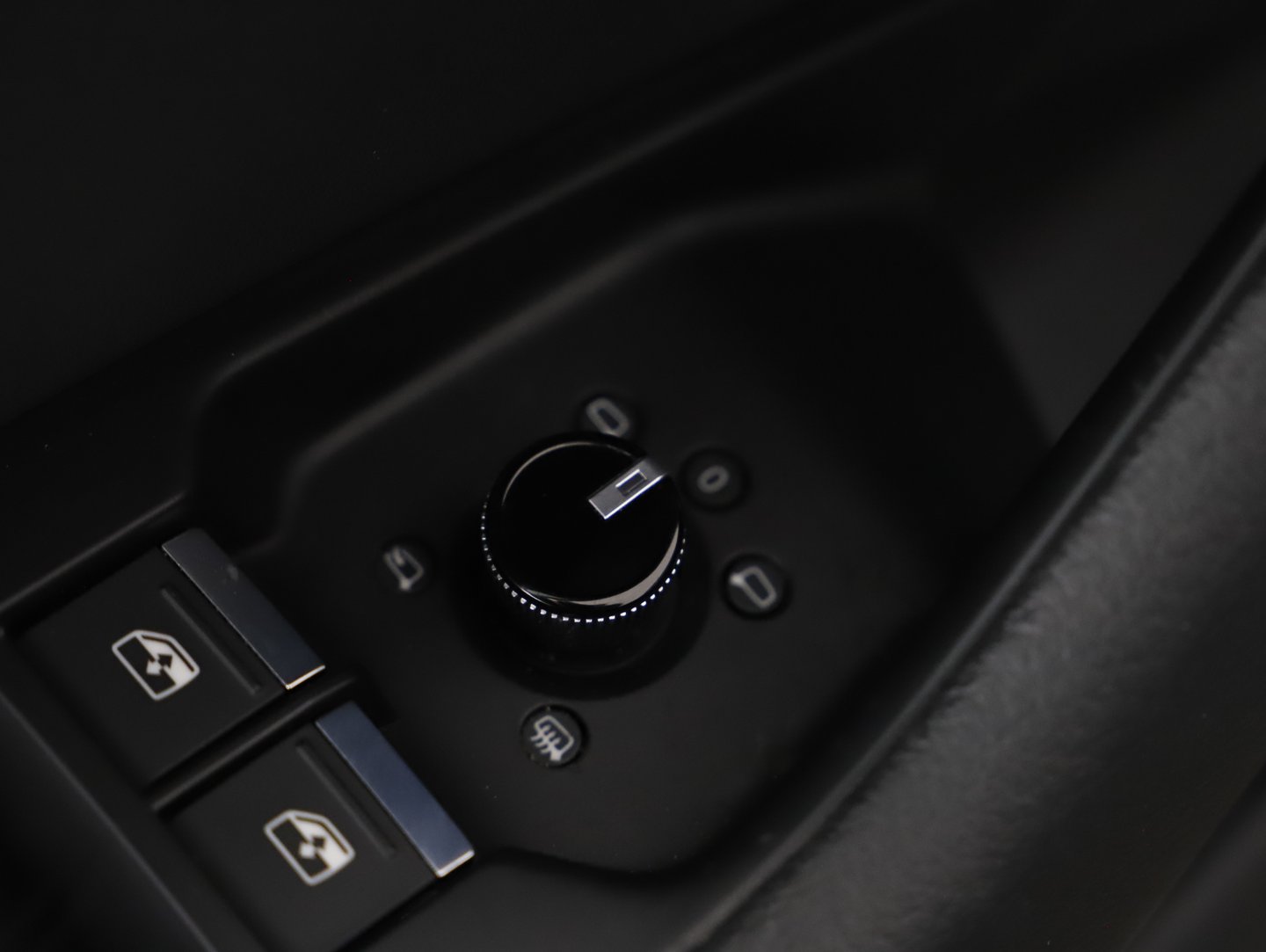 Audi A6 Avant 40 TDI quattro Sport | Bild 11 von 32