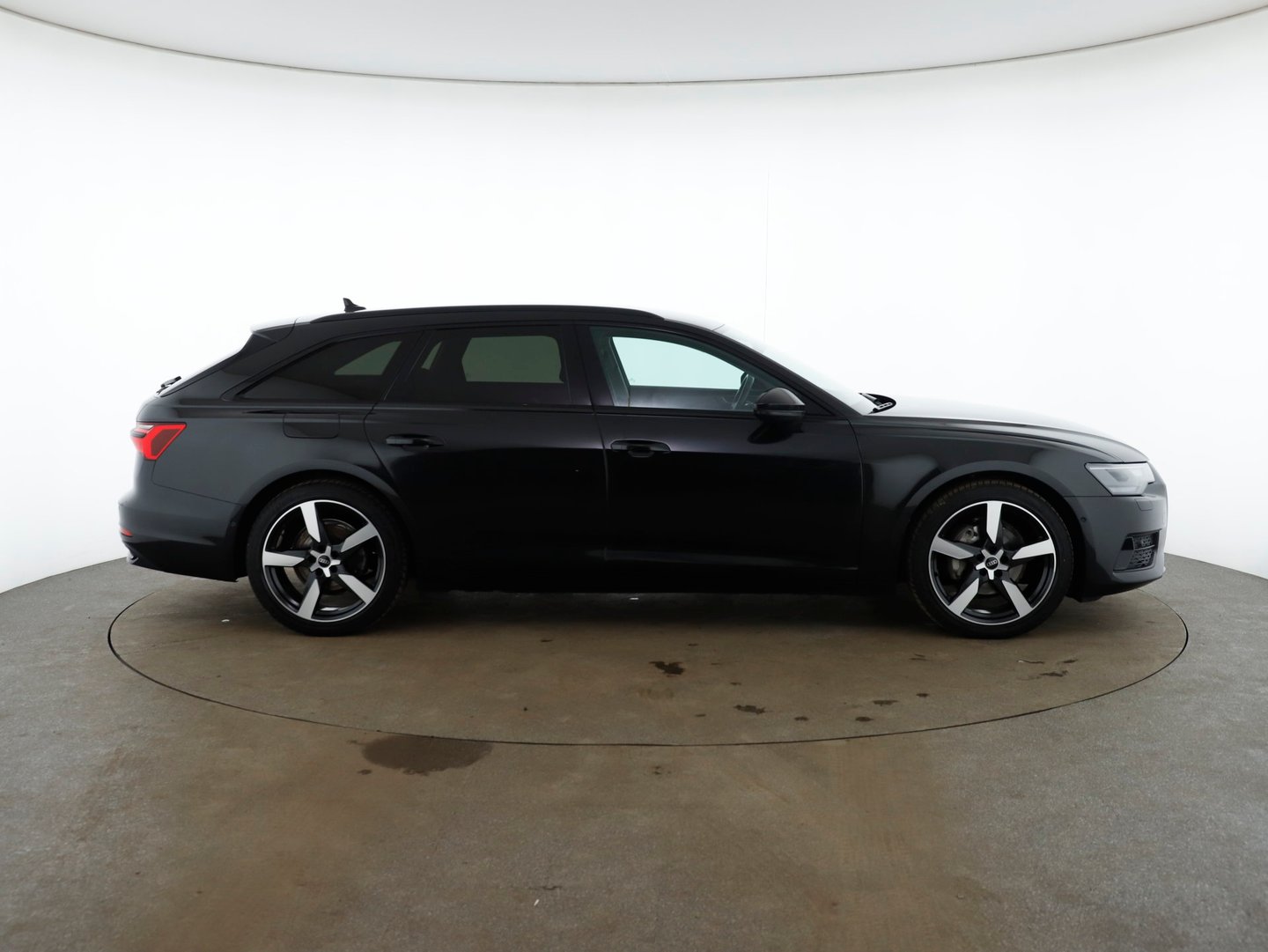 Audi A6 Avant 40 TDI quattro Sport | Bild 4 von 32