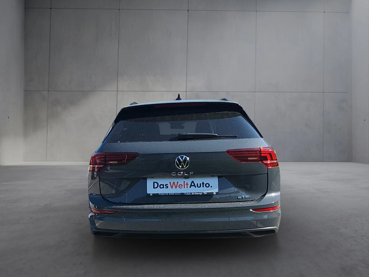 Bild eines VW Golf Variant Business mHeV DSG