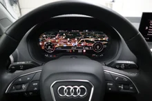 Audi Q2 35 TDI quattro S line in dunkelgrau - metallic
