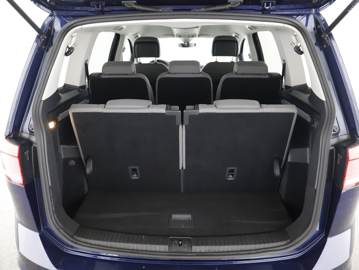 VW Touran Highline TDI SCR DSG 7-Sitzer | Bild 14 von 18