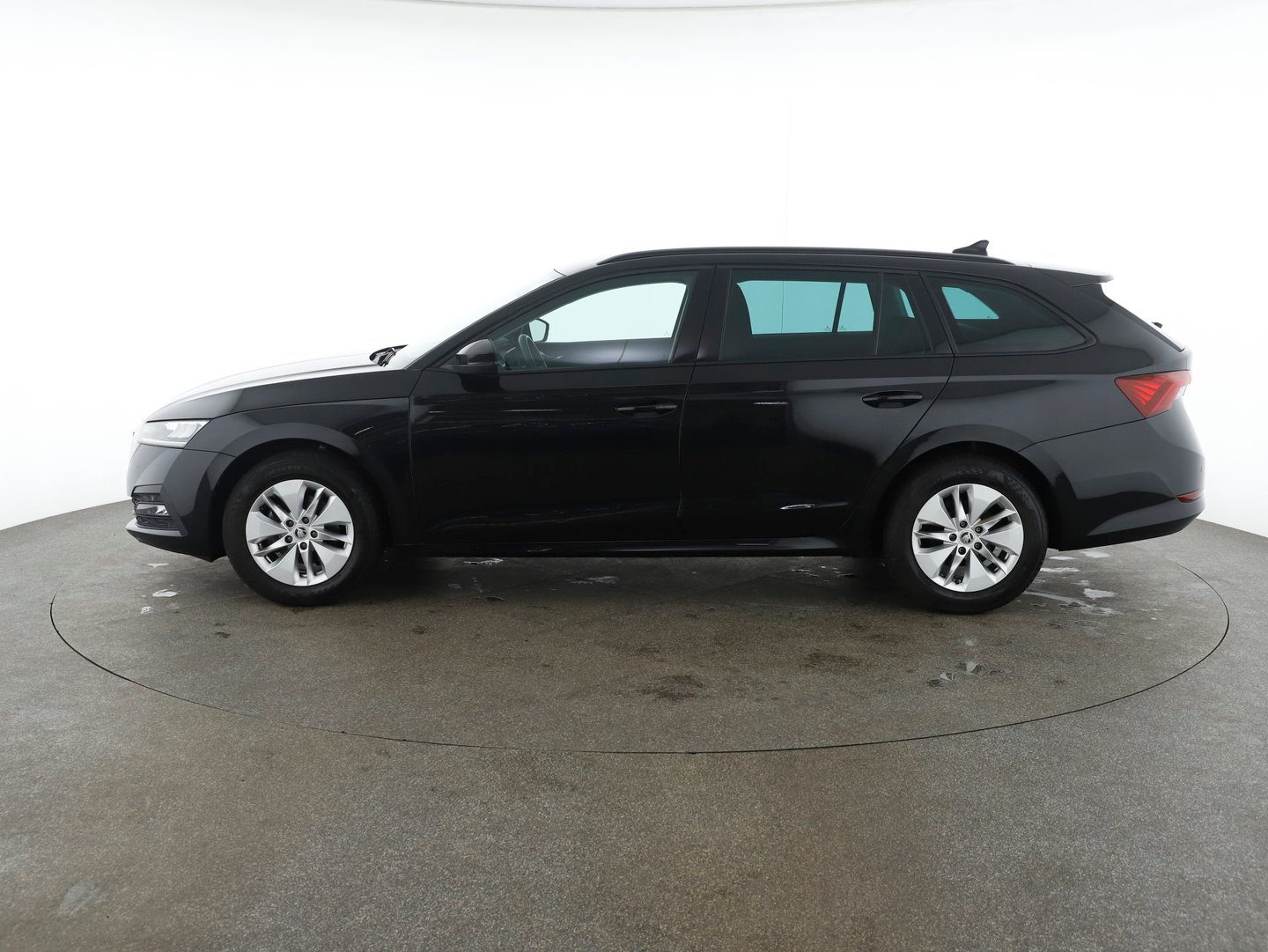 Škoda OCTAVIA Combi Ambition TDI DSG | Bild 8 von 28