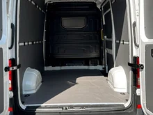 VW Crafter 35 Kastenwagen L3H3 TDI in candyweiß
