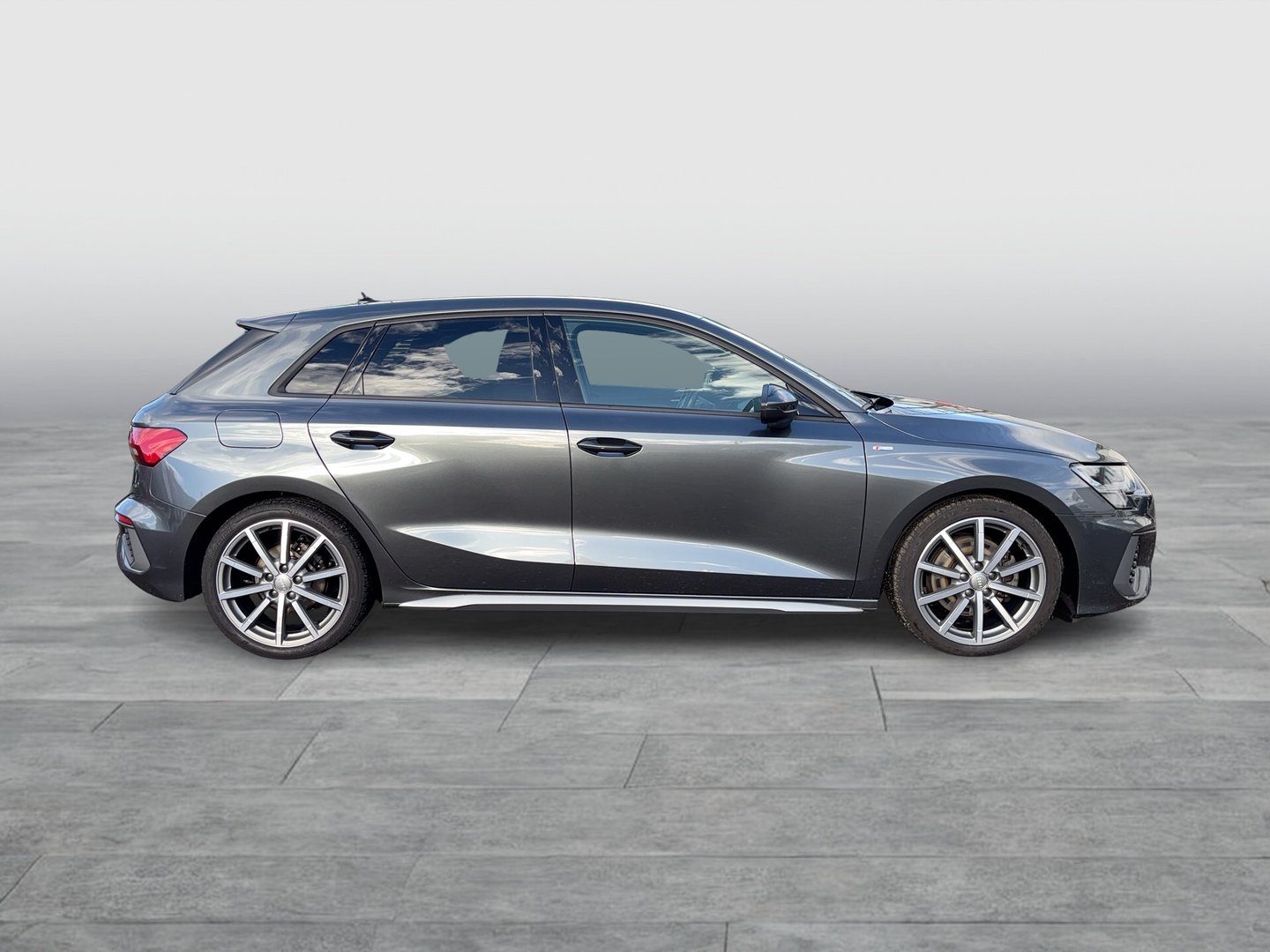 Audi A3 Sportback 30 TDI S line exterieur | Bild 5 von 25