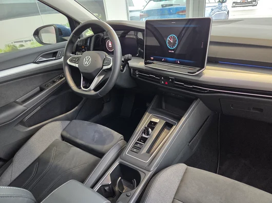 Bild eines Golf Rabbit mHEV DSG