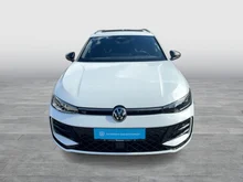 VW Passat Variant Sport TDI DSG in Pure White