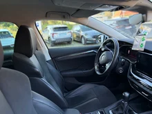 Škoda Octavia Premium TSI ACT in Moon-Weiß Metallic