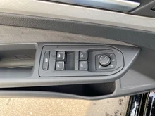 VW Golf Rabbit TSI in Grenadillschwarz Metallic