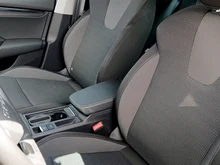 Škoda Octavia Combi Selection TSI mHEV DSG in Black-Magic Perleffekt