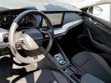 Škoda Octavia Combi Selection TSI mHEV DSG in Black-Magic Perleffekt