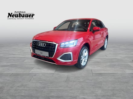 Audi Q2 35 TDI quattro admired